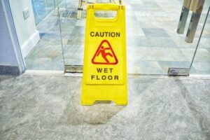 Georgia Red Robin Slip and Fall Accident Lawyers | Slip and Fall | John Foy & Associates Georgia Red Robin Slip and Fall Accident Lawyer