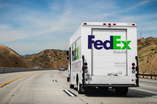 Sandy Springs FedEx Truck Accident Lawyer