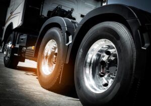 Alpharetta Tractor-Trailer Accident Lawyers | Truck Accidents | John Foy & Associates Alpharetta Tractor-Trailer Accident Lawyers