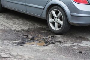 Sandy Springs Potholes in Parking Lots Slip and Fall Injury Lawyers | Slip and Fall Injury | John Foy & Associates Potholes in Parking Lots