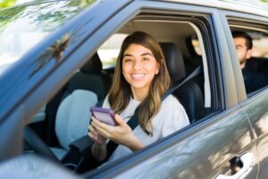 Lyft Accident Lawyer in Dalton | Free Consultations female rideshare driver
