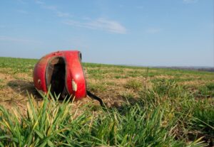 Motorcycle Accident Lawyers in Dawsonville | Free Eval abandoned helmet on side of road