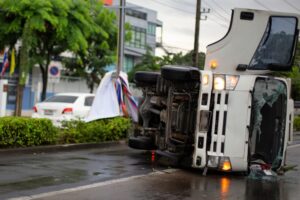 Bus Accident Lawyer in Buford | Free Consultations flipped over tour bus