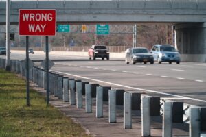 Interstate Accident Lawyer in Macon | Free Consultations cars driving on the interstate