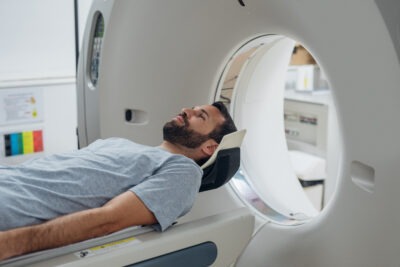 Man gets mri scan after accident scaled