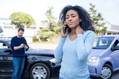 How to Get a Crash Report in Beaufort, SC Woman calls police after accident to file crash report in Beaufort, SC