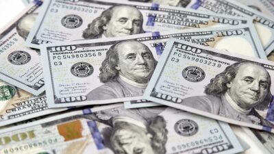 How to Negotiate a Truck Accident Settlement Scattered hundred dollar bills. Learn how to negotiate a truck accident settlement