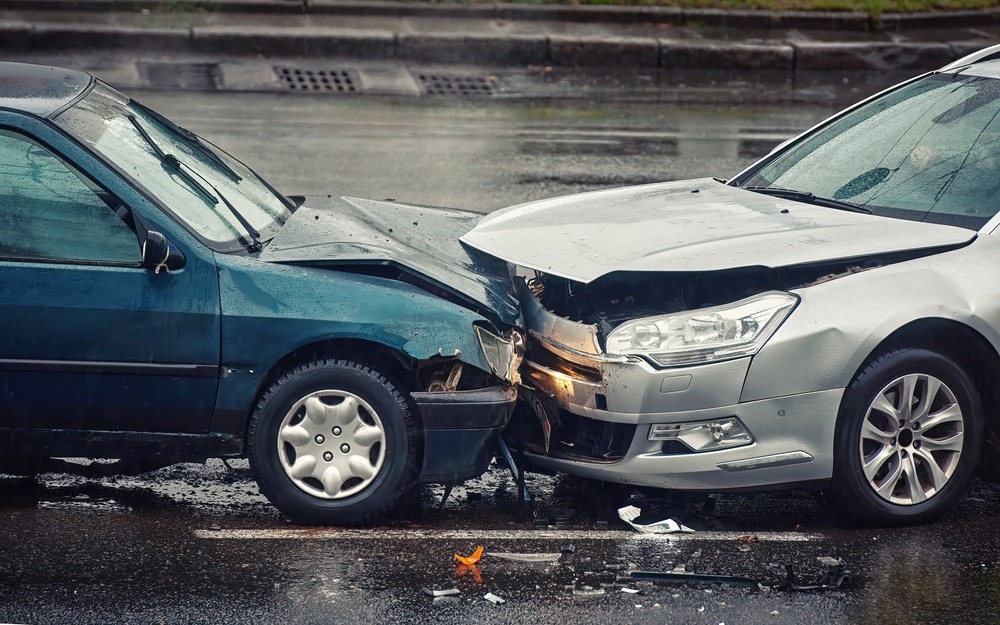 What Is the Average Settlement for a Head-On Collision?